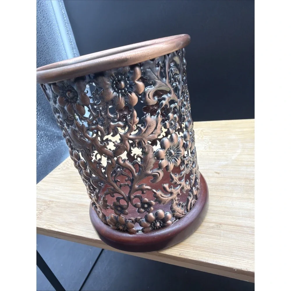 Copper Toned Ornate Candle Holder Pen Holder Wood Base 4.25